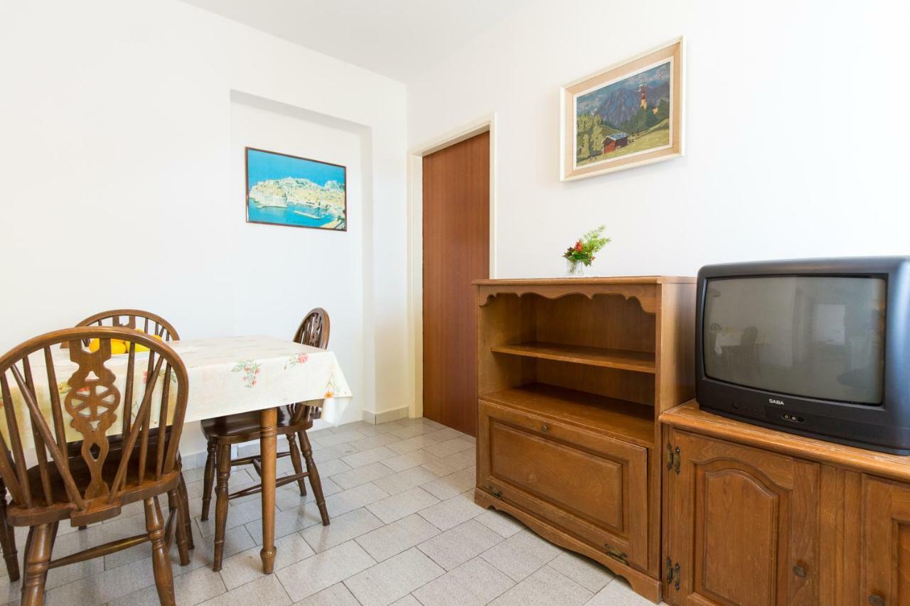 Apartment Pavacic Krk Town Exterior photo
